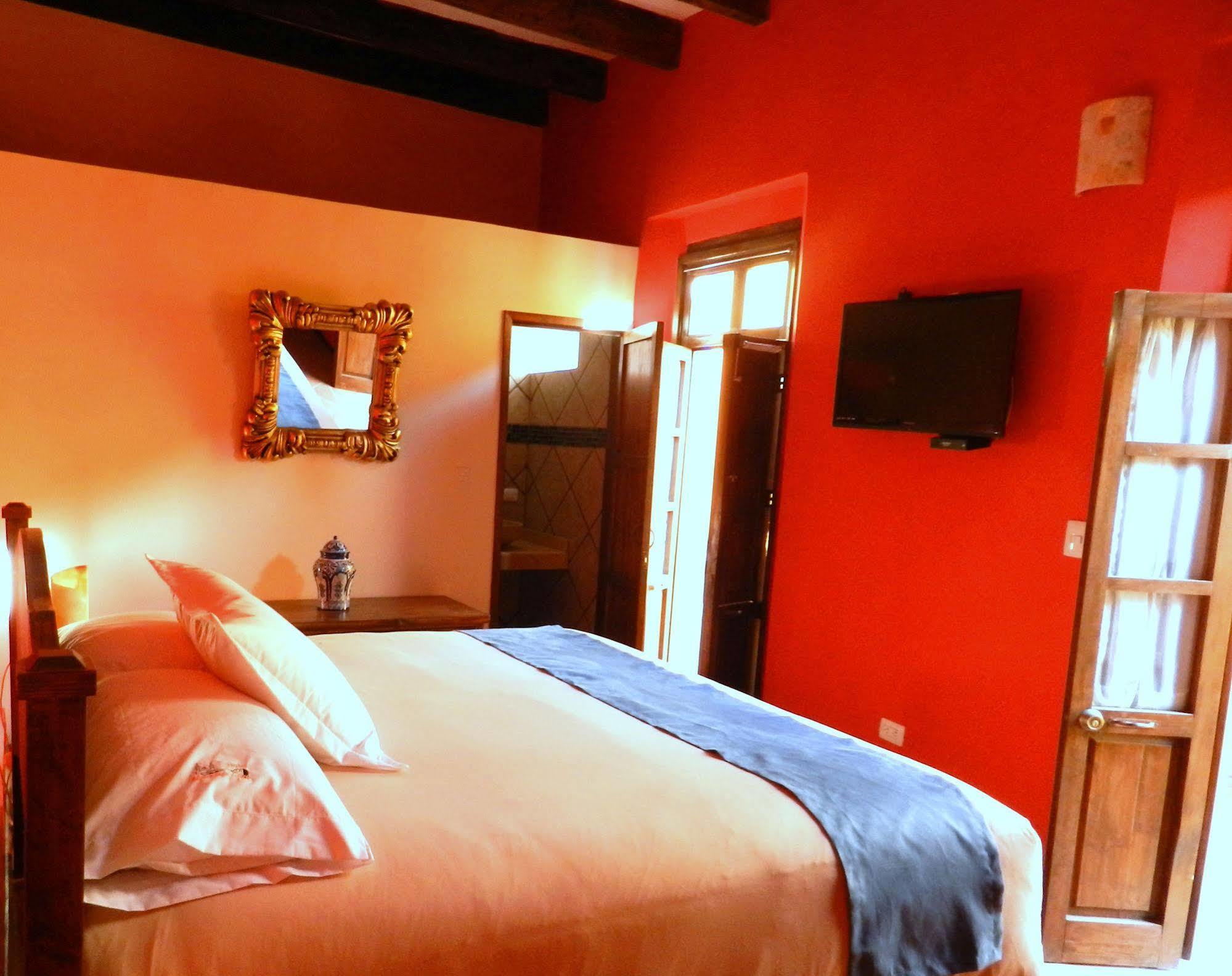 Collection O Al Otro Lado Del Rio, Puebla Hotel ภายนอก รูปภาพ A room at the hotel